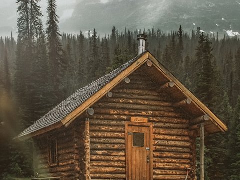 zachary-kyra-derksen-ajqDp29Pz7M-unsplash